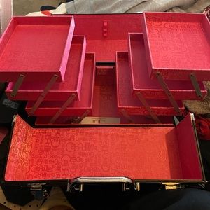 Caboodles makeup case